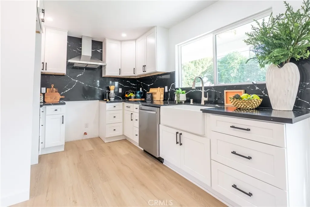 7516 San Juan, Riverside, California 92504 home-pic-2