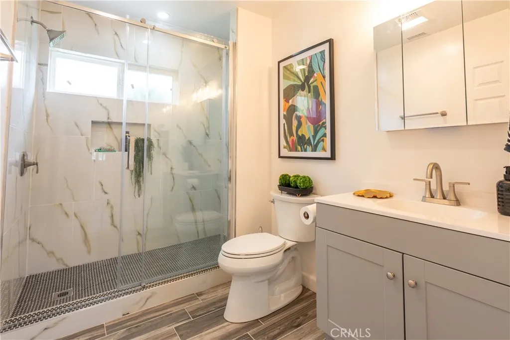 7516 San Juan, Riverside, California 92504 home-pic-19