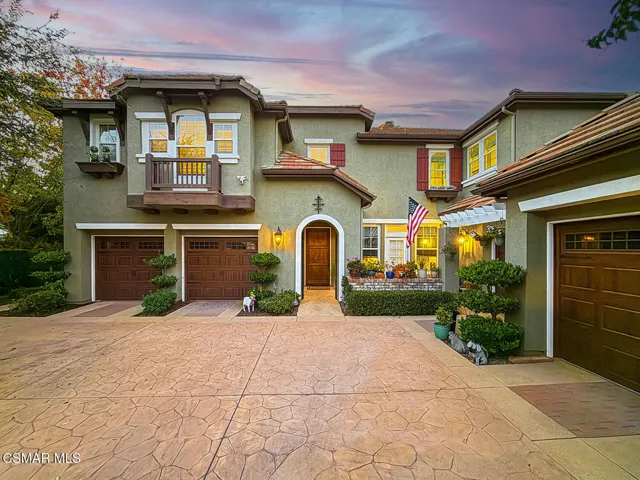 nDusk Exteriors3