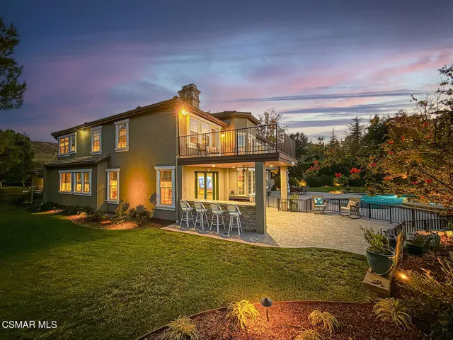 nDusk Exteriors10