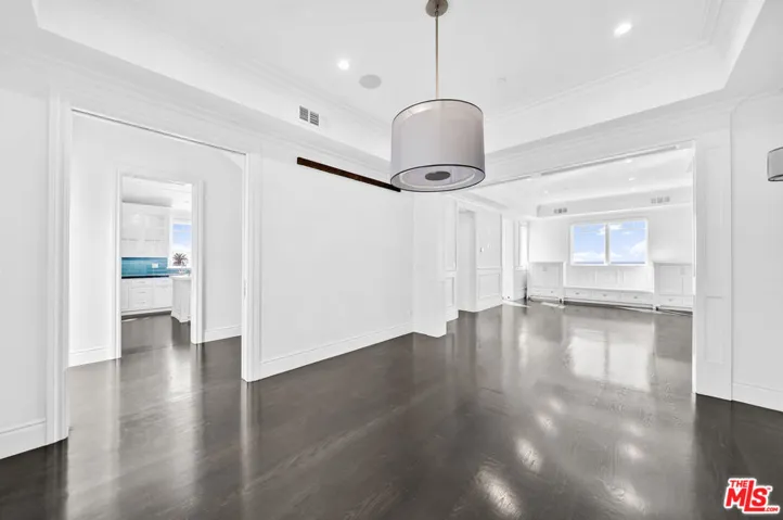 17819 Castellammare Drive, Pacific Palisades, California 90272