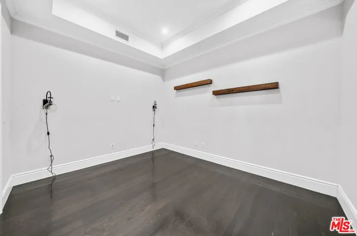 17819 Castellammare Drive, Pacific Palisades, California 90272
