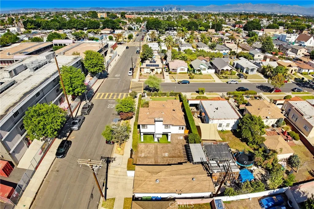 402 E 94th, Los Angeles, California 90003 home-pic-16