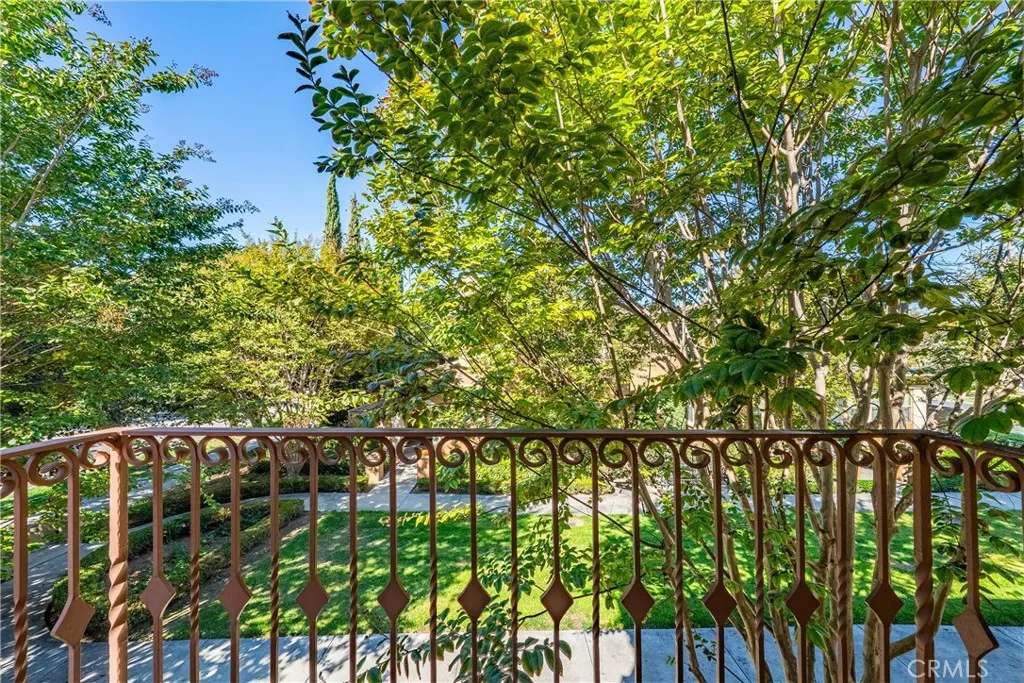 26 Twin Gables, Irvine, California 92620 home-pic-23