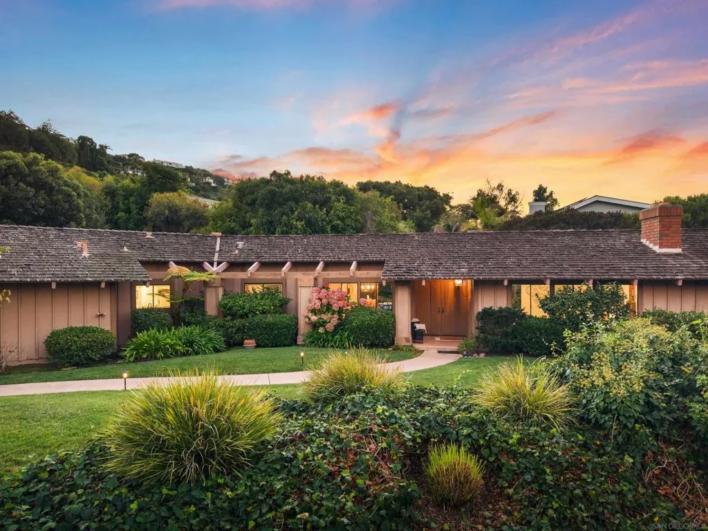 , La Jolla, California 92037 home-pic-1