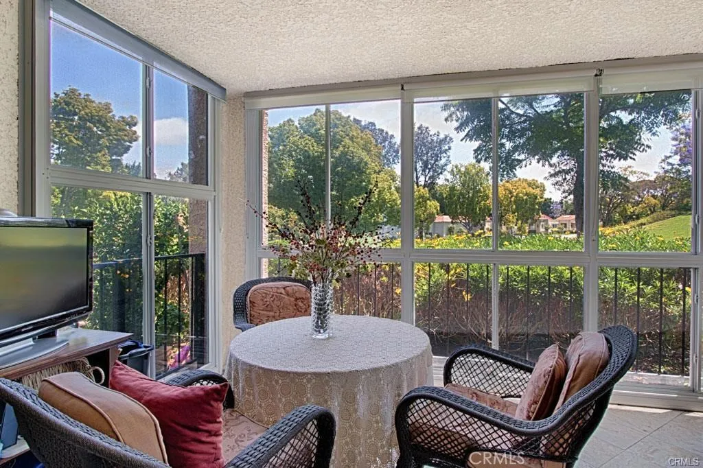 5500 Paseo Del Lago W 1f, Laguna Woods, California 92637 home-pic-11