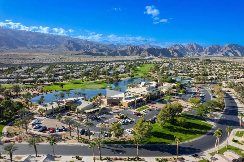 81463 Joshua Tree Court, La Quinta, California 92253 home-pic-37