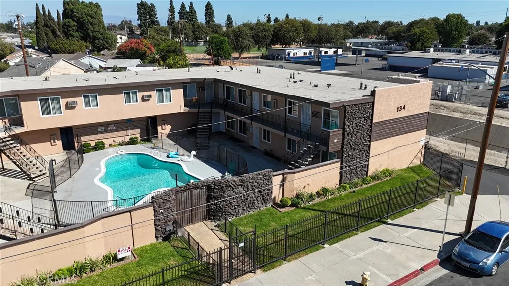 134 S Pritchard Avenue, Fullerton, California 92833 home-pic-4