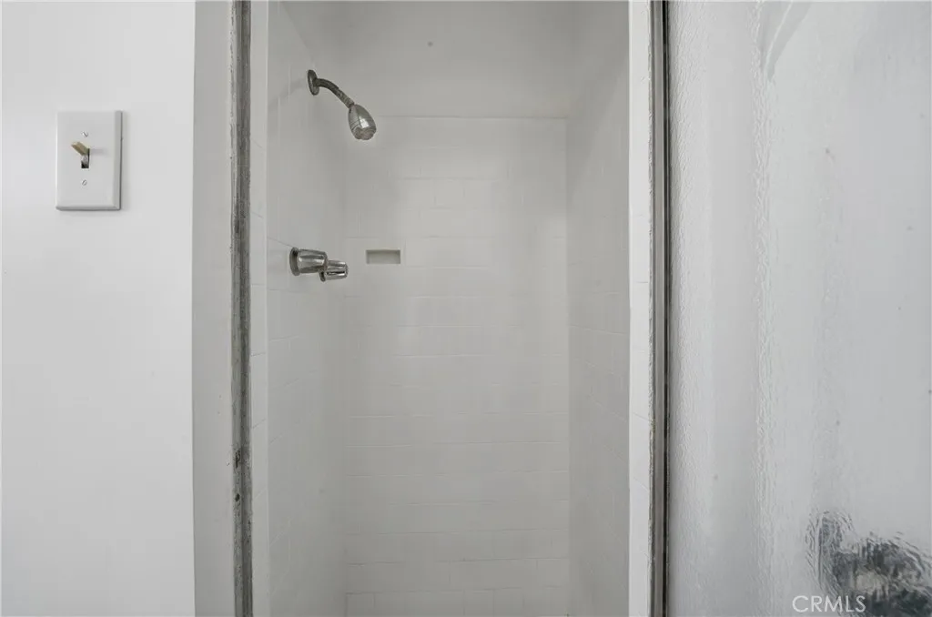 10502 Bryson, South Gate, California 90280 home-pic-28