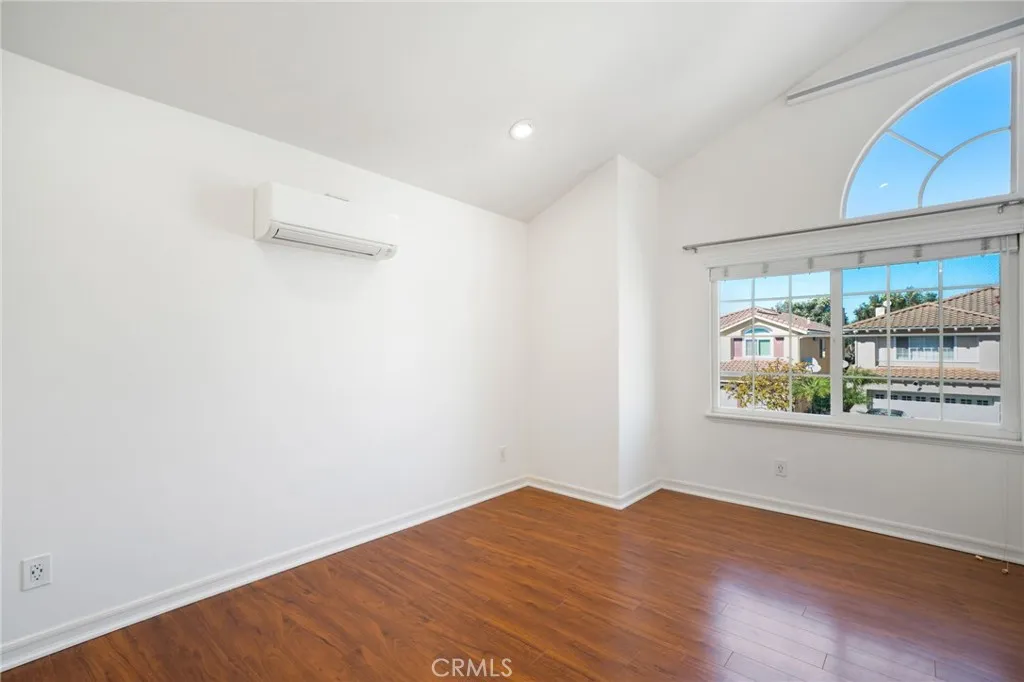 4790 Montefino, Cypress, California 90630 home-pic-35