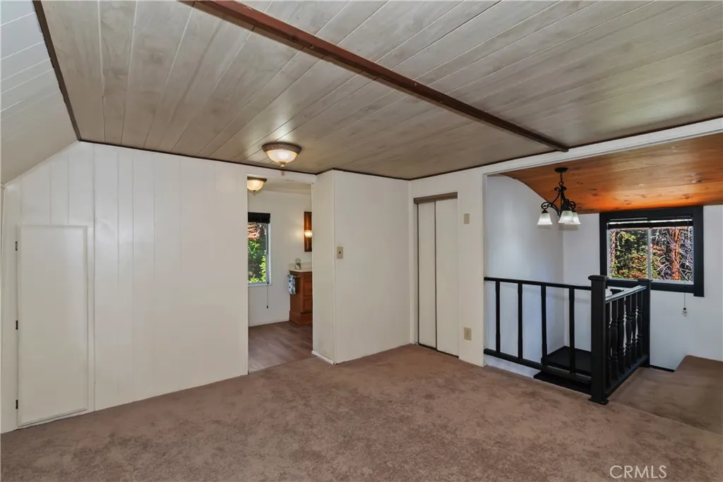 863 Oak Road, Lake Arrowhead, California 92386 home-pic-24