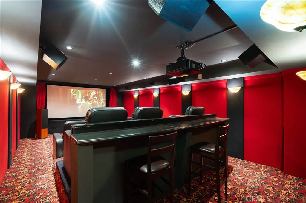 375 Berkshire Avenue, La Canada Flintridge, California 91011 home-pic-53