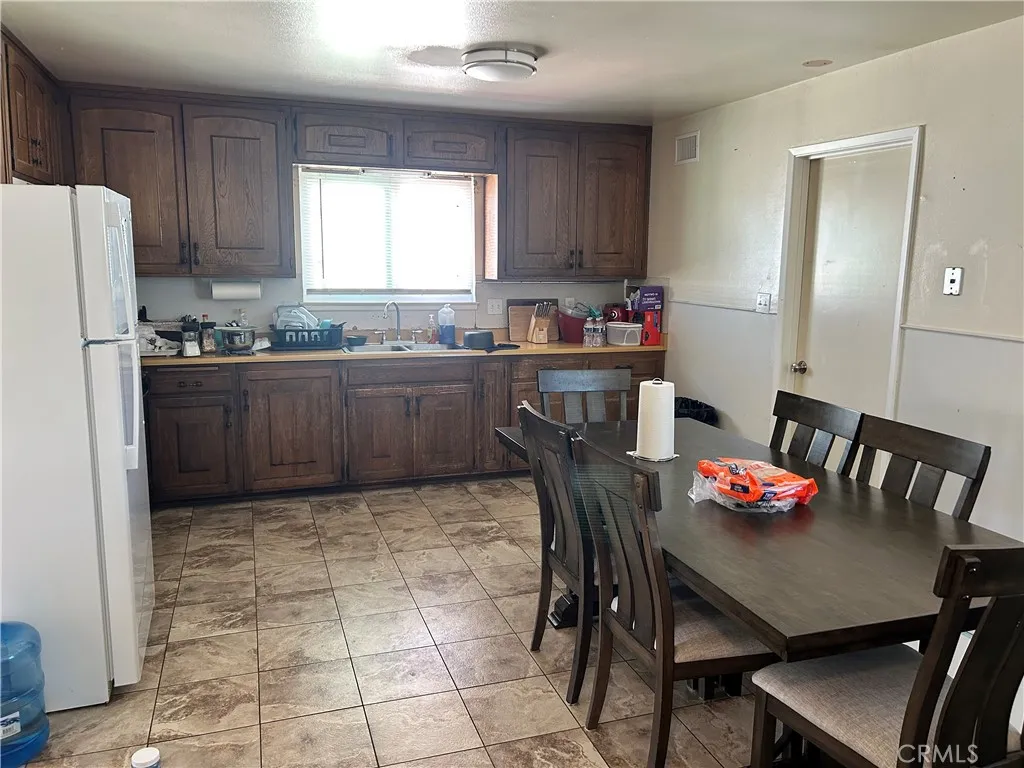 10443 Nate Way, Santee, California 92071 home-pic-4