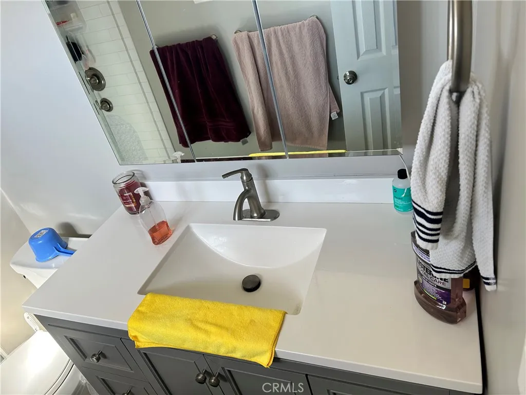 10443 Nate Way, Santee, California 92071 home-pic-8