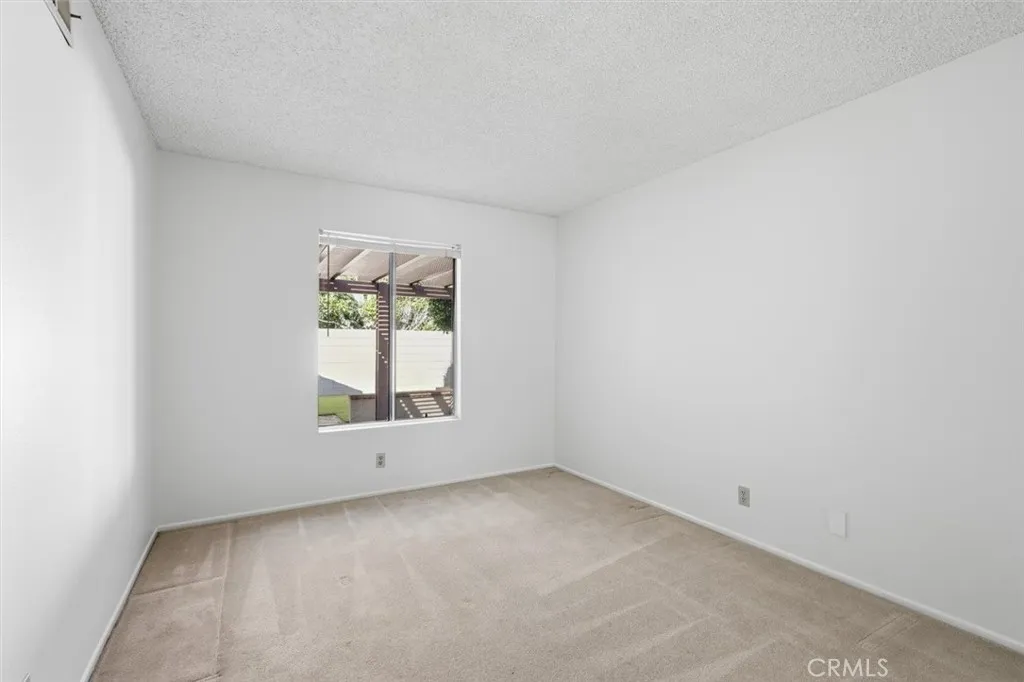 2709 Orange Avenue, Torrance, California 90501 home-pic-27