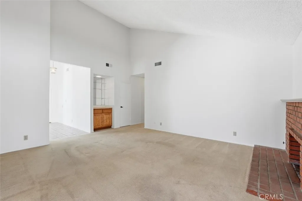 2709 Orange Avenue, Torrance, California 90501 home-pic-16