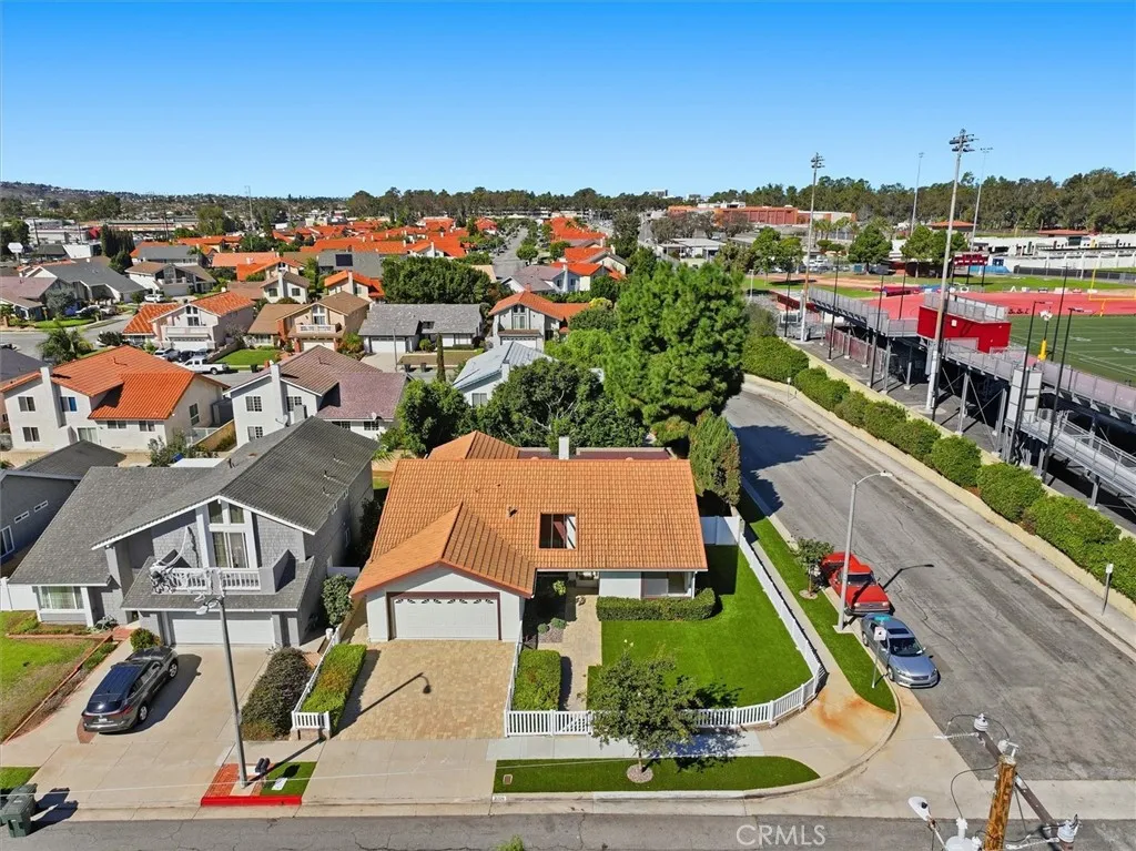 2709 Orange Avenue, Torrance, California 90501 home-pic-38