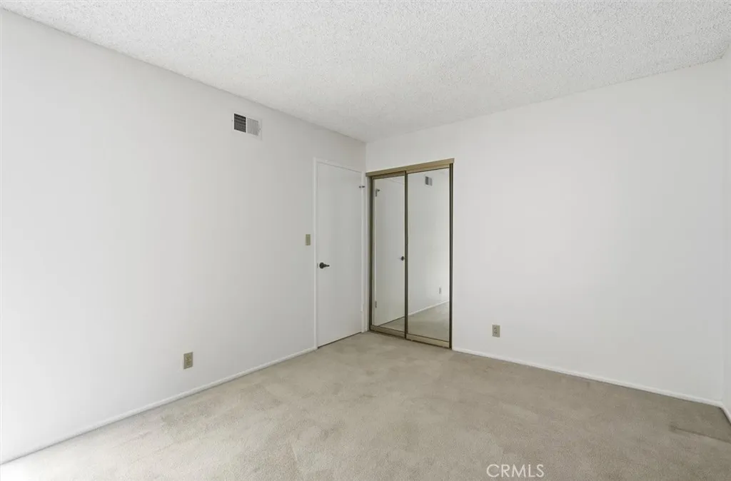 2709 Orange Avenue, Torrance, California 90501 home-pic-28