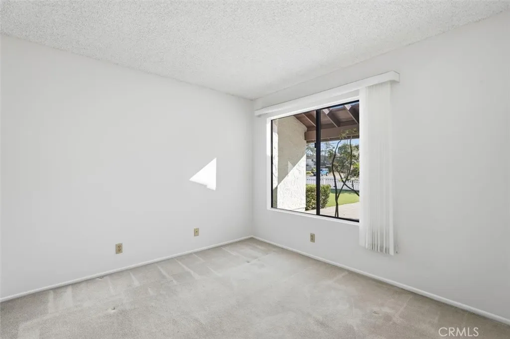 2709 Orange Avenue, Torrance, California 90501 home-pic-25