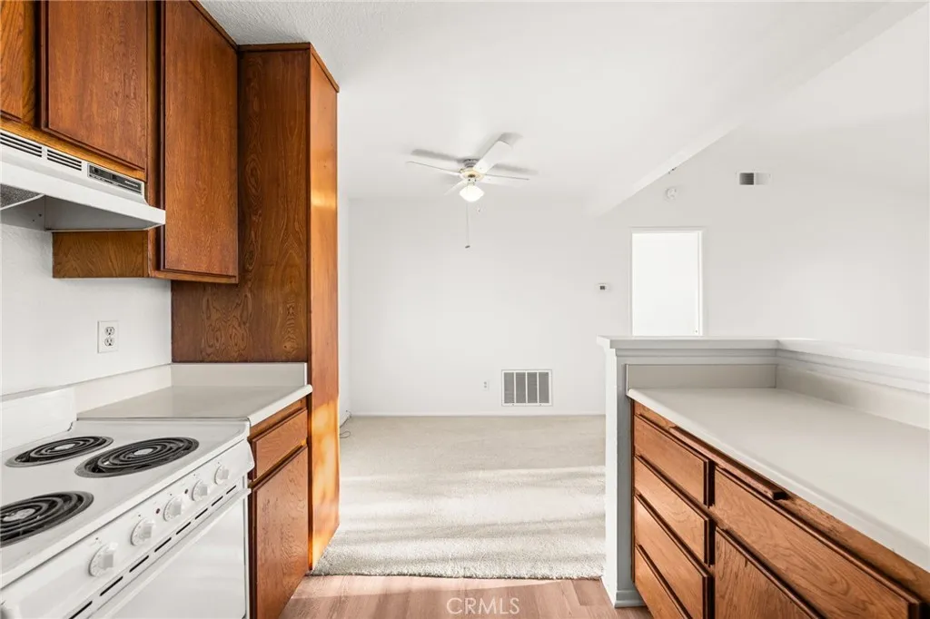 3627 Oak Creek Drive, Ontario, California 91761 home-pic-7