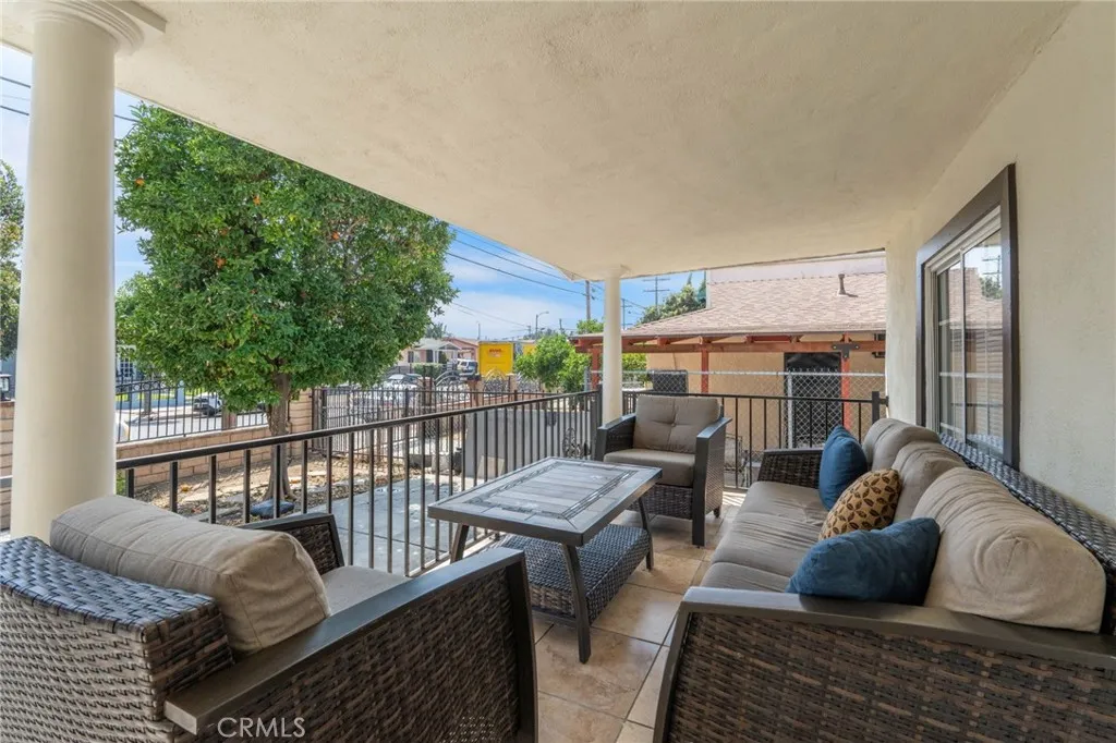 1545 E 41st, Los Angeles, California 90011 home-pic-2
