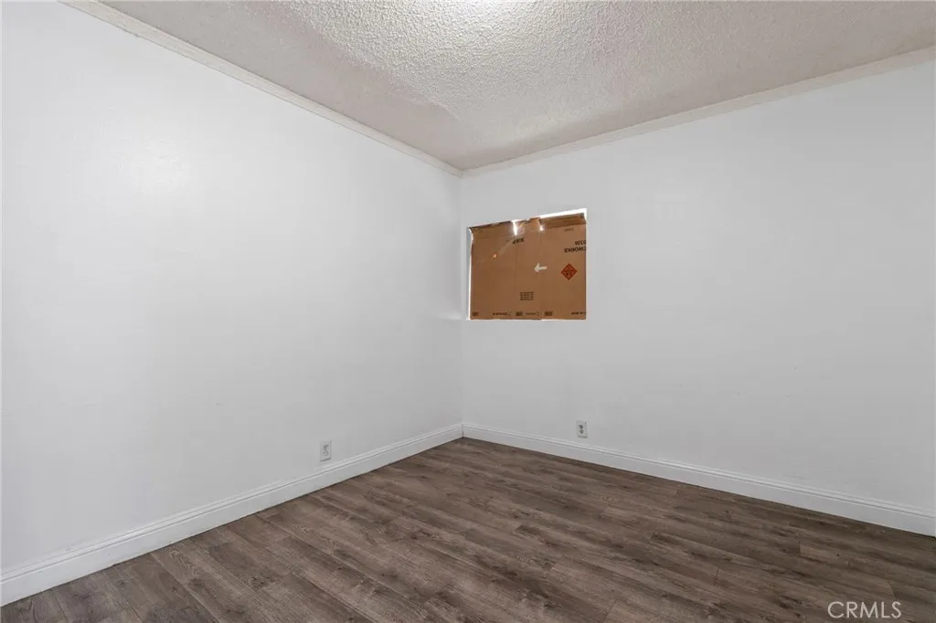 1545 E 41st, Los Angeles, California 90011 home-pic-29