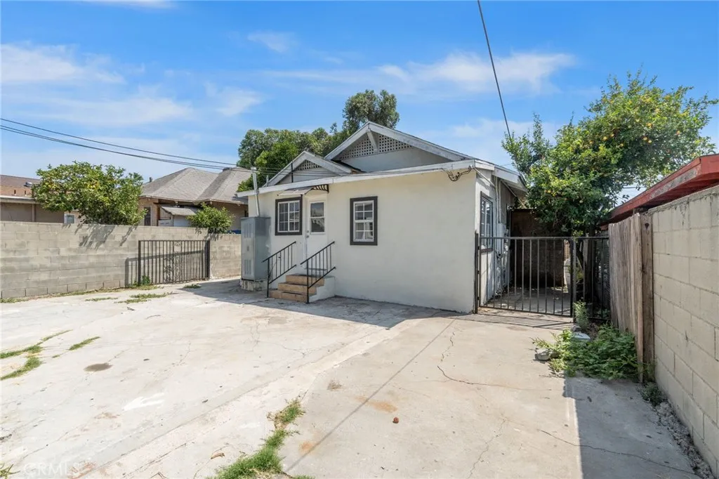 1545 E 41st, Los Angeles, California 90011 home-pic-39