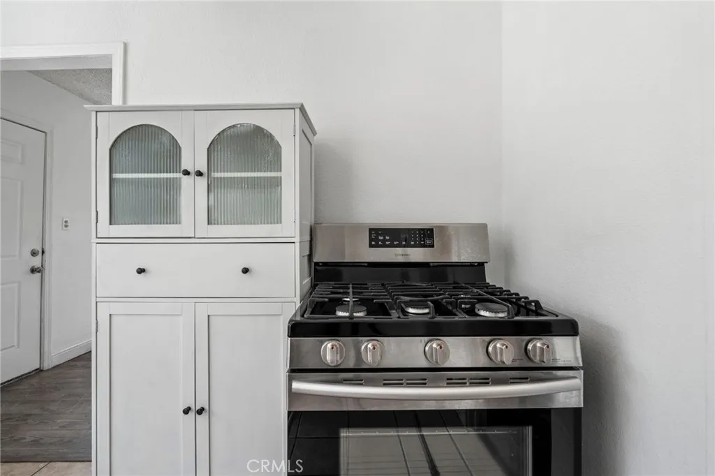 1545 E 41st, Los Angeles, California 90011 home-pic-13