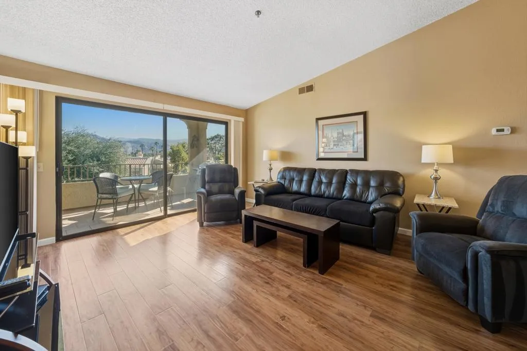68035 Lakeland Drive, Cathedral City, California 92234 home-pic-10