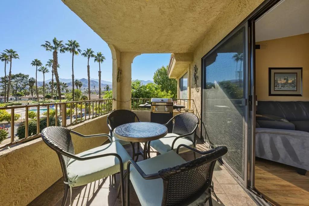 68035 Lakeland Drive, Cathedral City, California 92234 home-pic-14