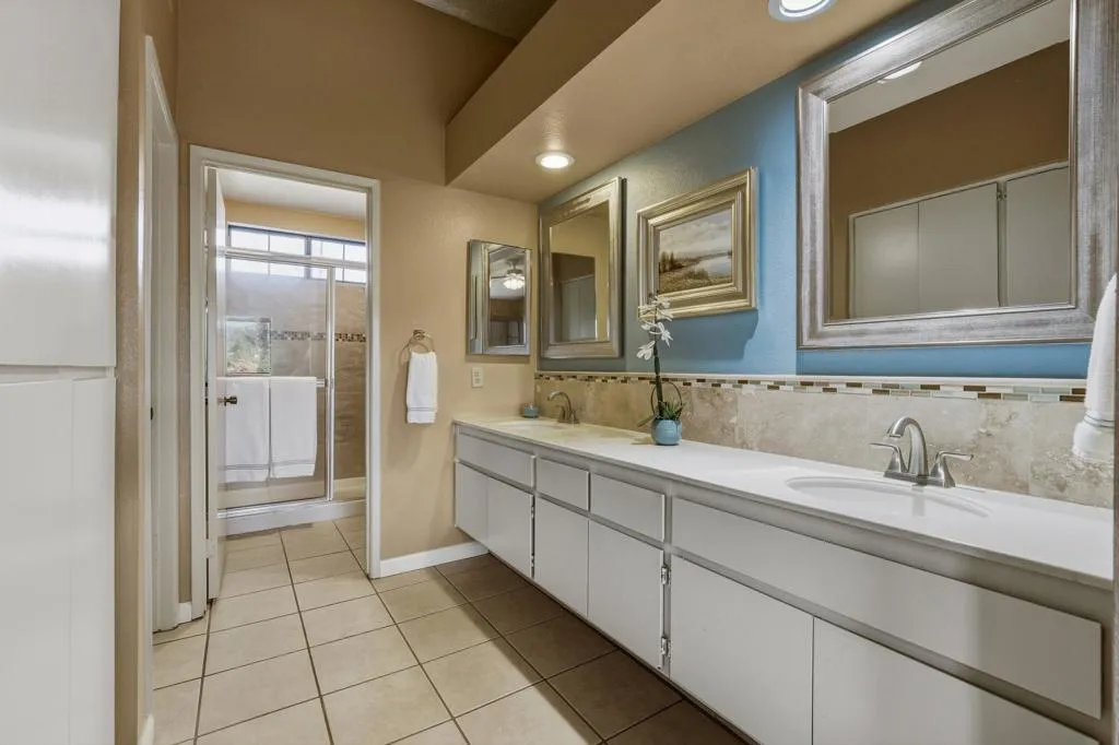 68035 Lakeland Drive, Cathedral City, California 92234 home-pic-18