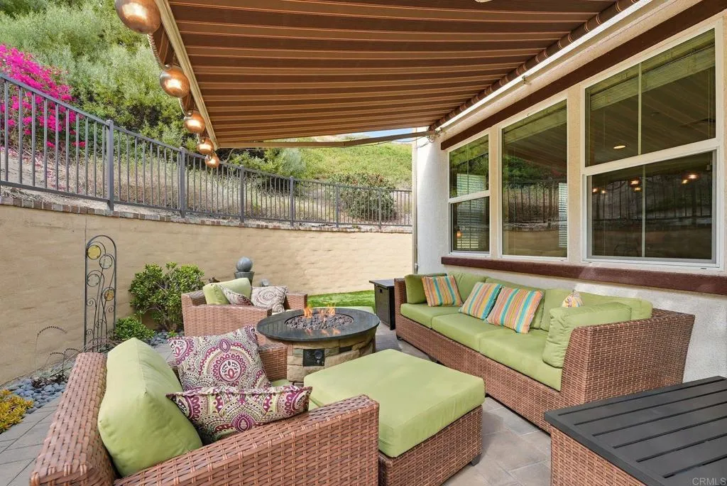 6901 Tourmaline Place, Carlsbad, California 92009 home-pic-12