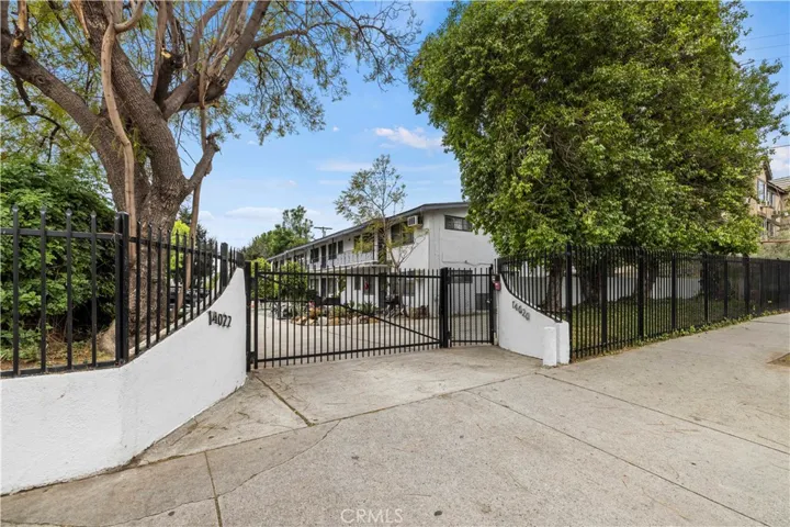 14020 Foothill, Sylmar, California 91342