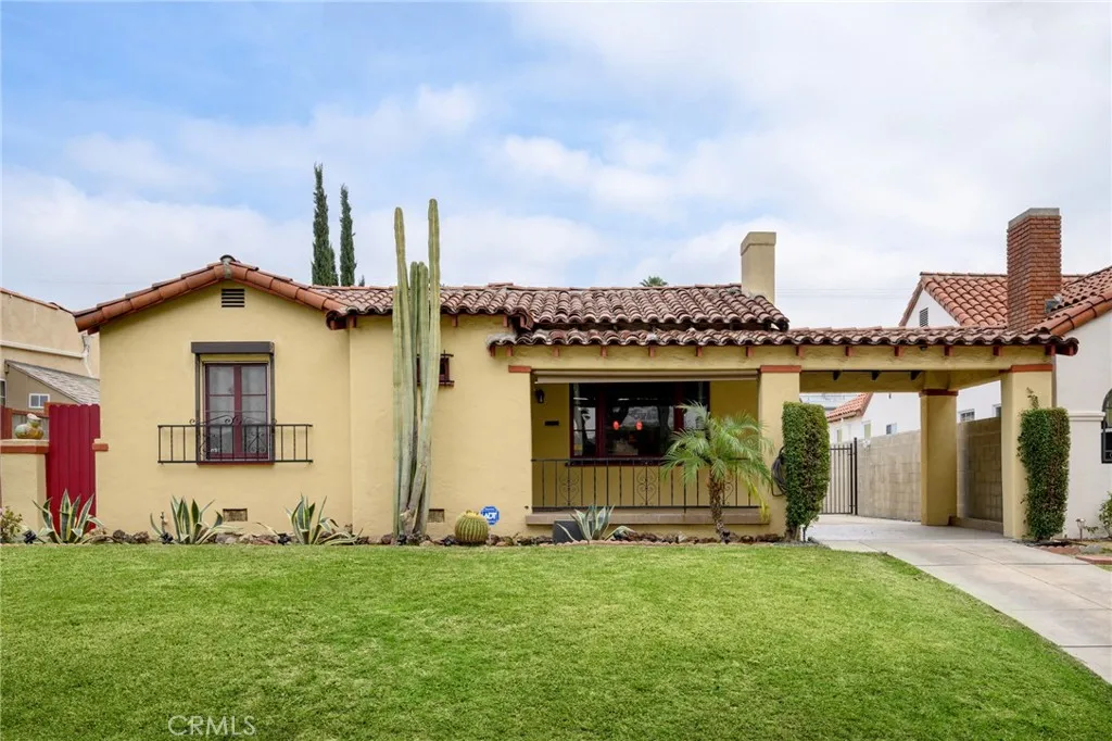 520 N Howard Street, Glendale, California 91206 home-pic-1