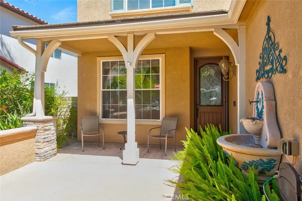 26211 Reade Place, Stevenson Ranch, California 91381 home-pic-3