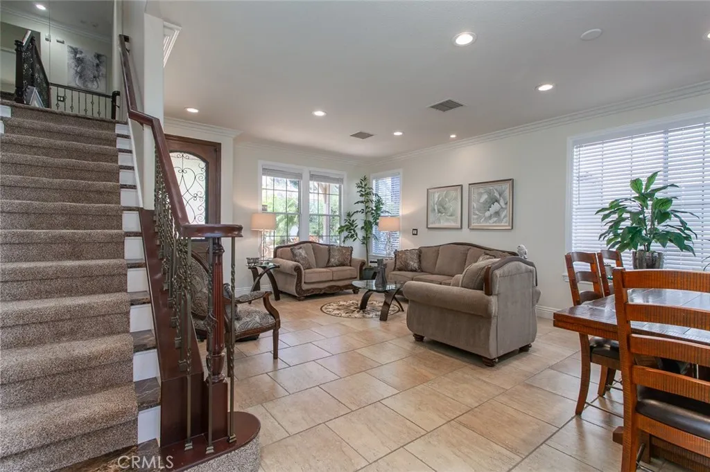 26211 Reade Place, Stevenson Ranch, California 91381 home-pic-7