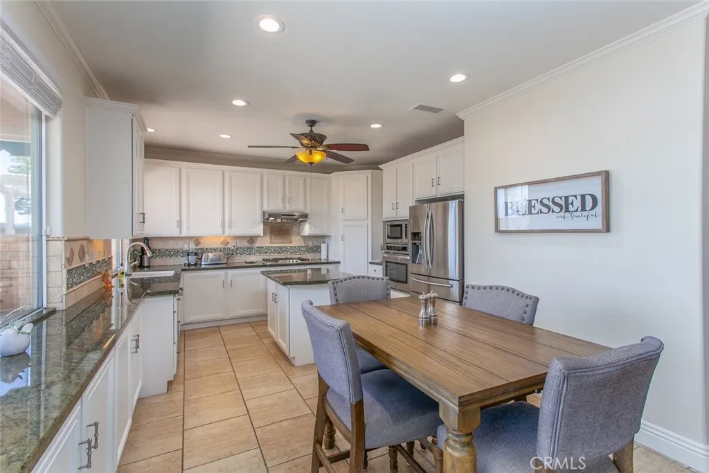 26211 Reade Place, Stevenson Ranch, California 91381 home-pic-13