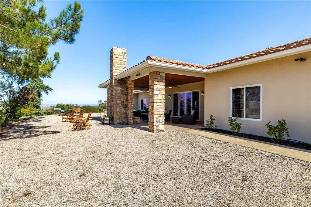 6944 Union Road, Paso Robles, California 93446 home-pic-14