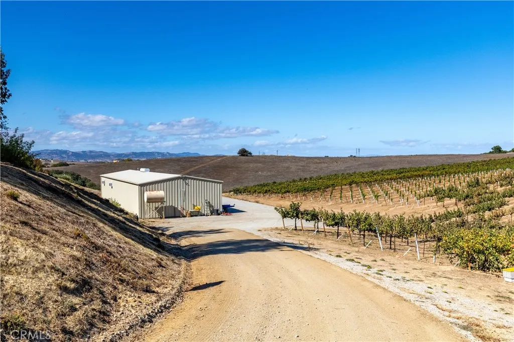 6944 Union Road, Paso Robles, California 93446 home-pic-52