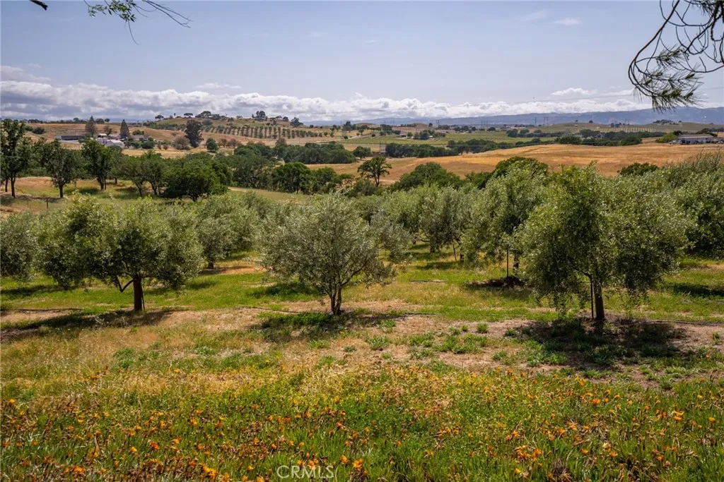 6944 Union Road, Paso Robles, California 93446 home-pic-16