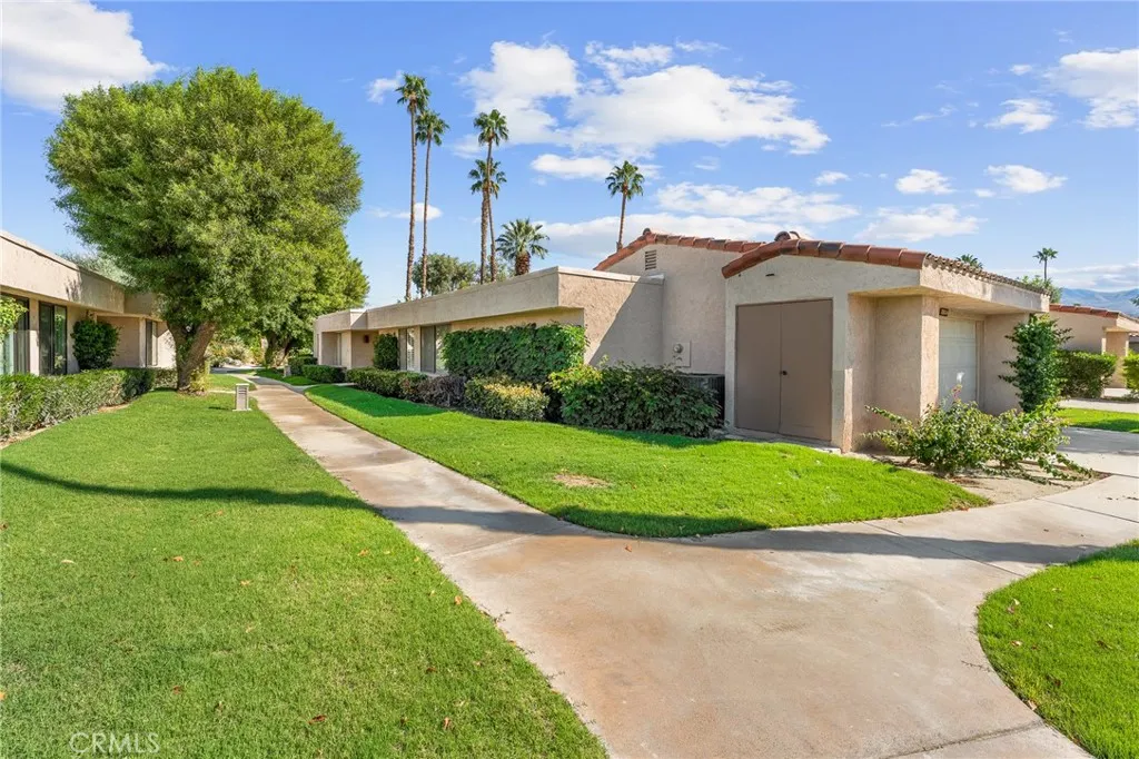 72834 Fleetwood, Palm Desert, California 92260 home-pic-36