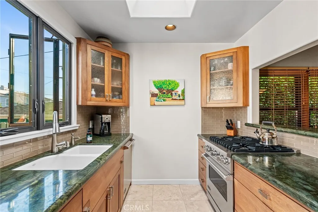 147 Trafalgar, San Clemente, California 92672 home-pic-12