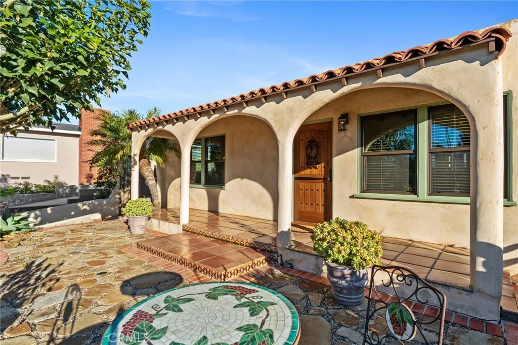 147 Trafalgar, San Clemente, California 92672 home-pic-3