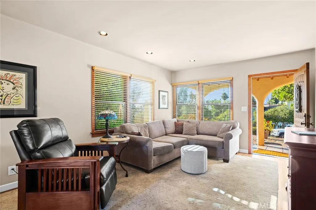 147 Trafalgar, San Clemente, California 92672 home-pic-18