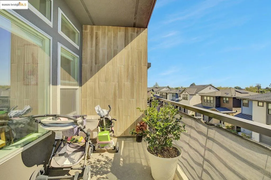 210 Waters Park Cir 304, San Mateo, California 94403 home-pic-11