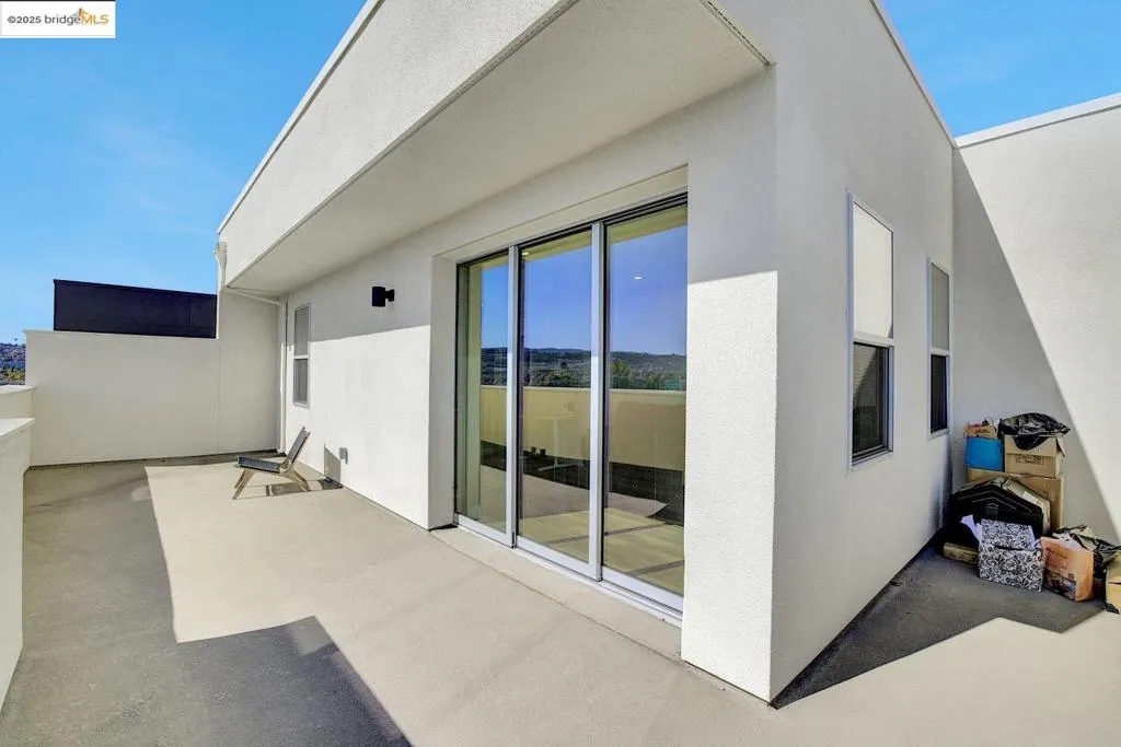 210 Waters Park Cir 304, San Mateo, California 94403 home-pic-9