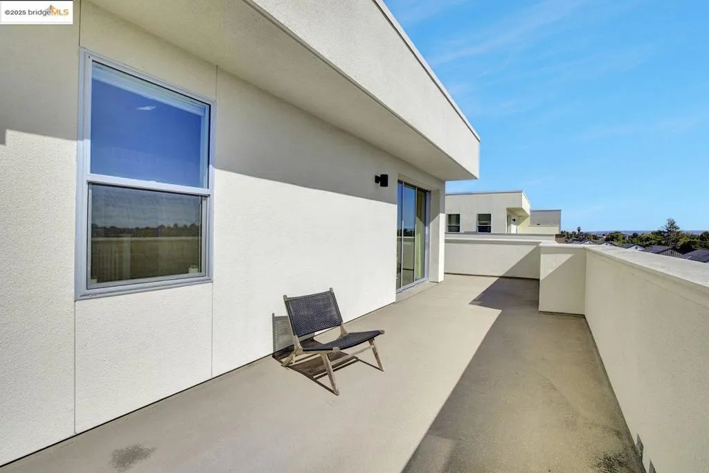 210 Waters Park Cir 304, San Mateo, California 94403 home-pic-10