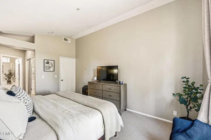 10-web-or-mls-807-kingfisher-way