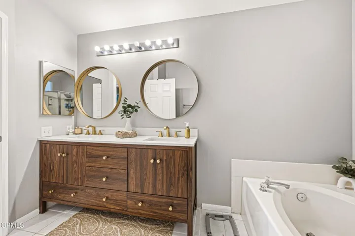 12-web-or-mls-807-kingfisher-way