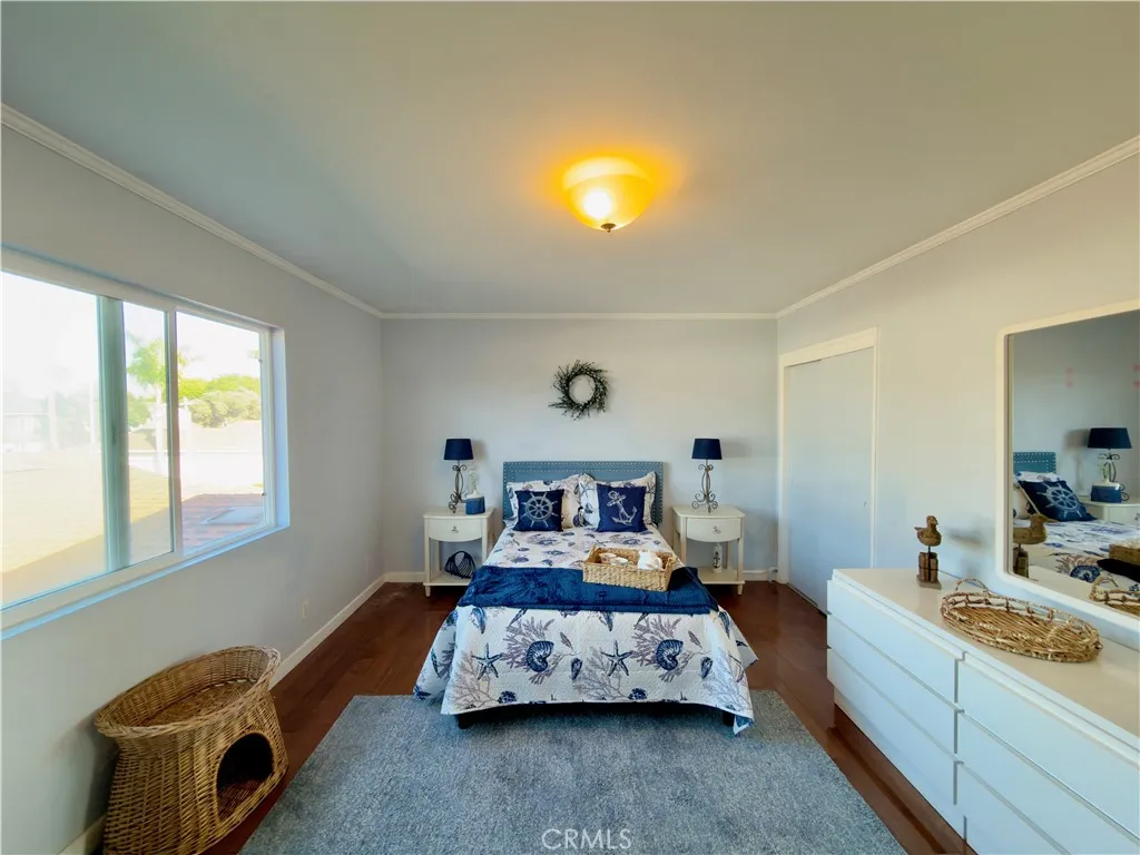 8142 Foxhall Drive, Huntington Beach, California 92646 home-pic-13